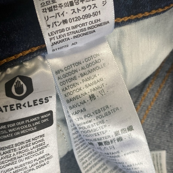 LEVI’S PREMIUM 501 RIBCAGE STRAIGHT ANKLE UNDONE HEM FOR FREE PEOPLE LUXEDENIM - Picture 5 of 14